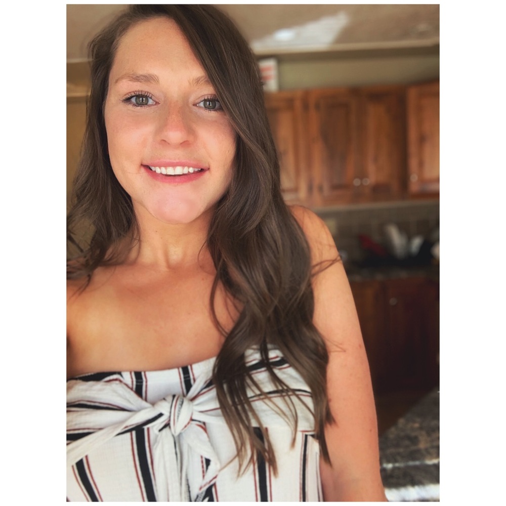 Meet your Posher, Nicole